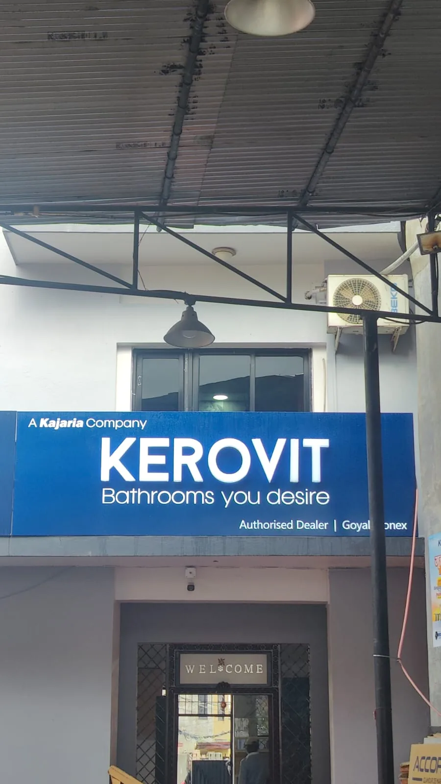 Showroom Branding, project photo 5